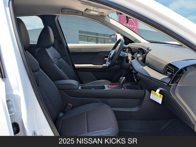 2025 Nissan Kicks SR 2025 Nissan Kicks SR