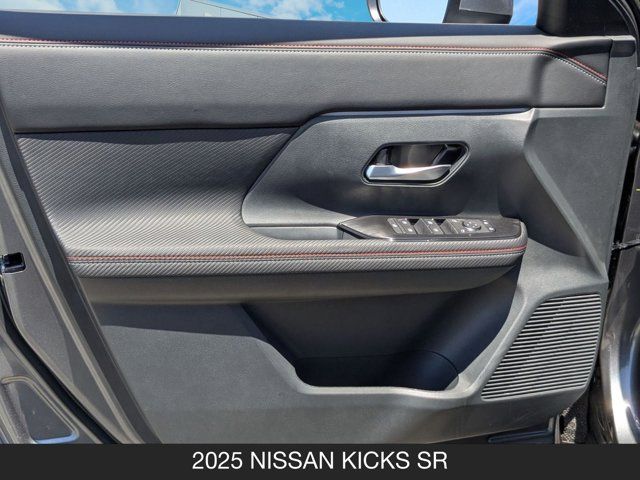 2025 Nissan Kicks SR 2025 Nissan Kicks SR