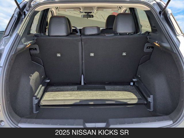 2025 Nissan Kicks SR 2025 Nissan Kicks SR