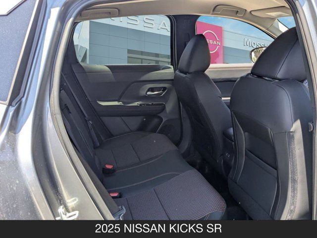 2025 Nissan Kicks SR 2025 Nissan Kicks SR