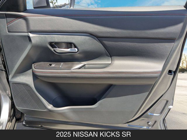 2025 Nissan Kicks SR 2025 Nissan Kicks SR