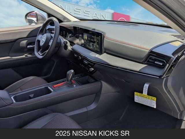 2025 Nissan Kicks SR 2025 Nissan Kicks SR