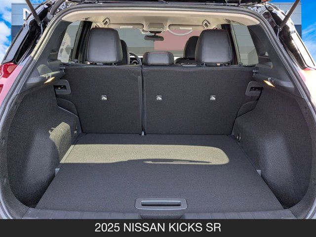 2025 Nissan Kicks SR 2025 Nissan Kicks SR