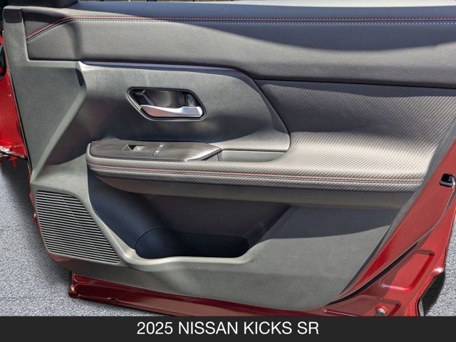 2025 Nissan Kicks SR 2025 Nissan Kicks SR