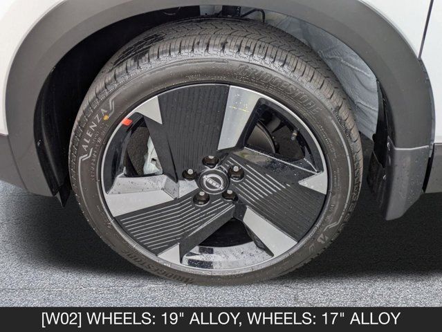 2025 Nissan Kicks SR 2025 Nissan Kicks SR