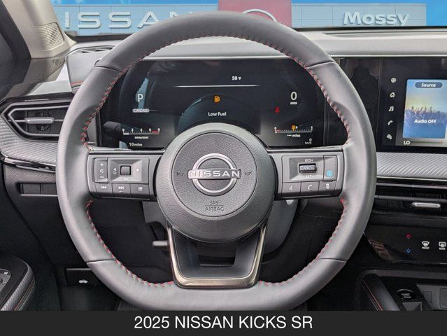 2025 Nissan Kicks SR 2025 Nissan Kicks SR