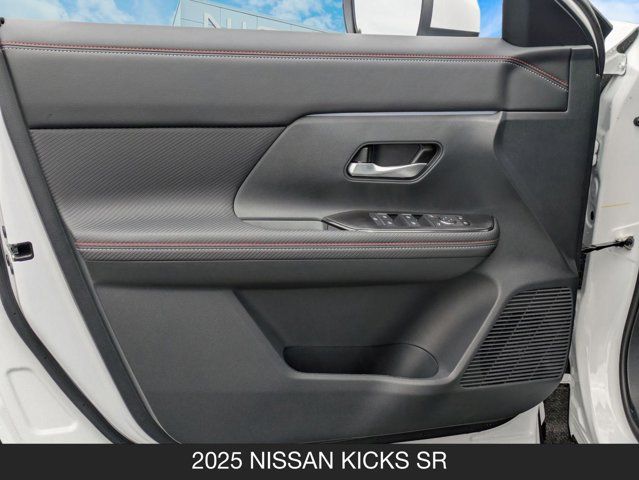 2025 Nissan Kicks SR 2025 Nissan Kicks SR