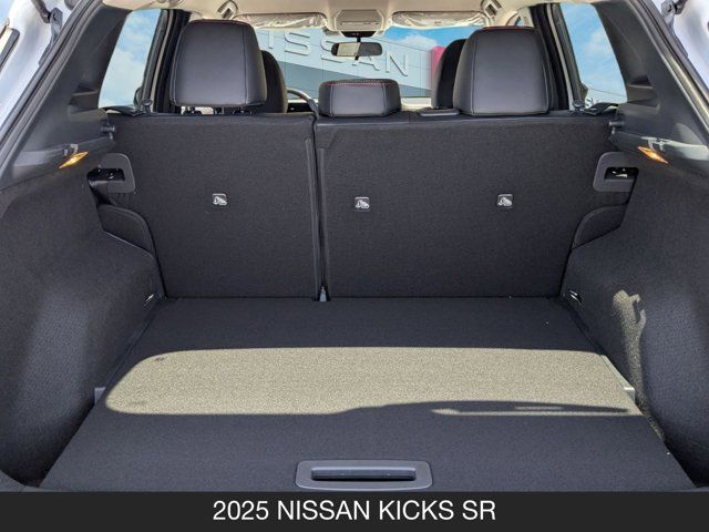 2025 Nissan Kicks SR 2025 Nissan Kicks SR