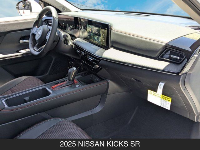 2025 Nissan Kicks SR 2025 Nissan Kicks SR