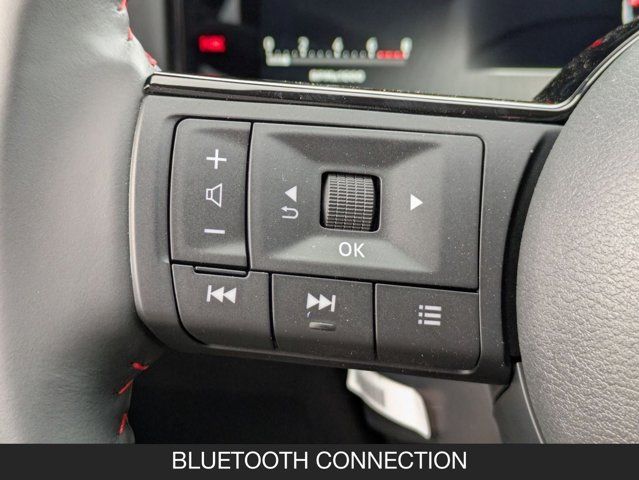 2025 Nissan Kicks SR 2025 Nissan Kicks SR