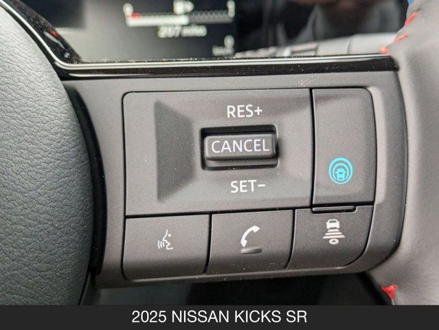 2025 Nissan Kicks SR 2025 Nissan Kicks SR