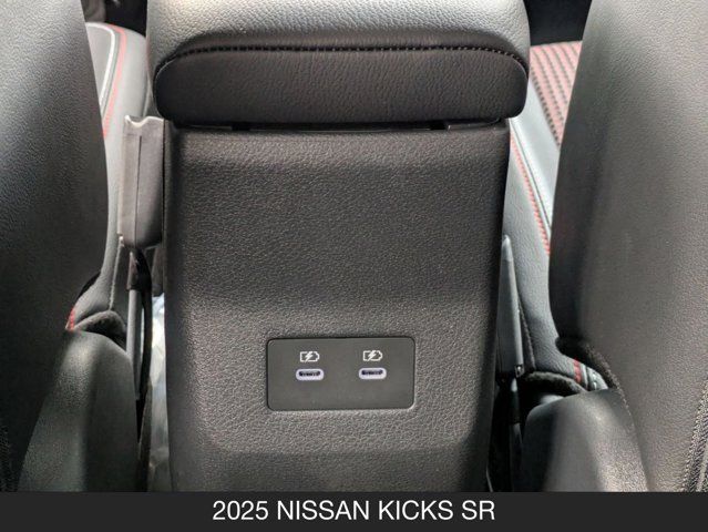 2025 Nissan Kicks SR 2025 Nissan Kicks SR