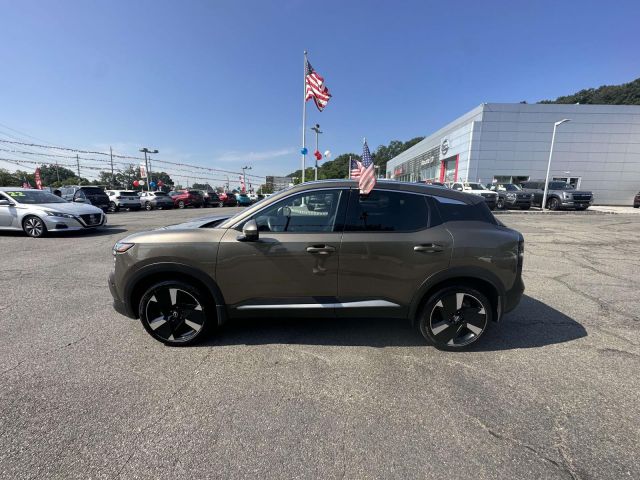 2025 Nissan Kicks SR FWD