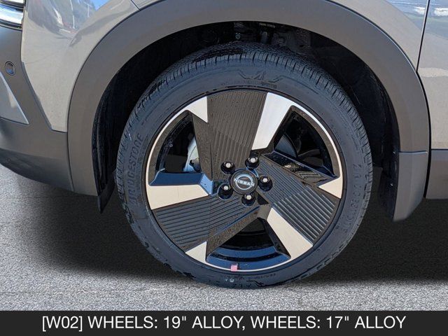 2025 Nissan Kicks SR 2025 Nissan Kicks SR