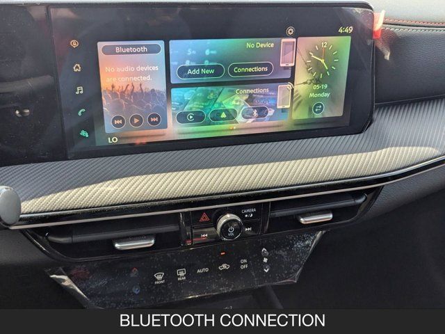 2025 Nissan Kicks SR 2025 Nissan Kicks SR