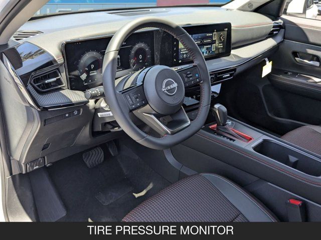 2025 Nissan Kicks SR 2025 Nissan Kicks SR