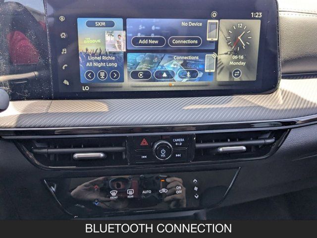 2025 Nissan Kicks SR 2025 Nissan Kicks SR