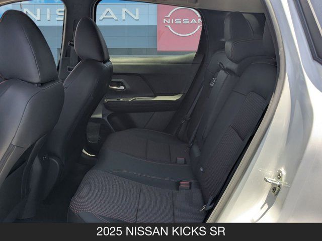 2025 Nissan Kicks SR 2025 Nissan Kicks SR