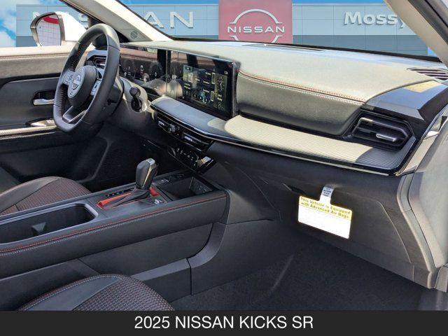 2025 Nissan Kicks SR 2025 Nissan Kicks SR