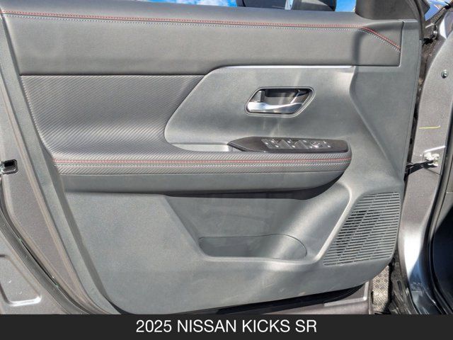 2025 Nissan Kicks SR 2025 Nissan Kicks SR