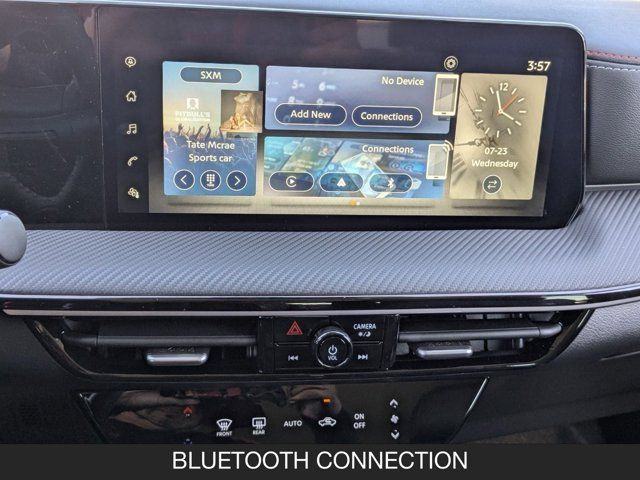 2025 Nissan Kicks SR 2025 Nissan Kicks SR