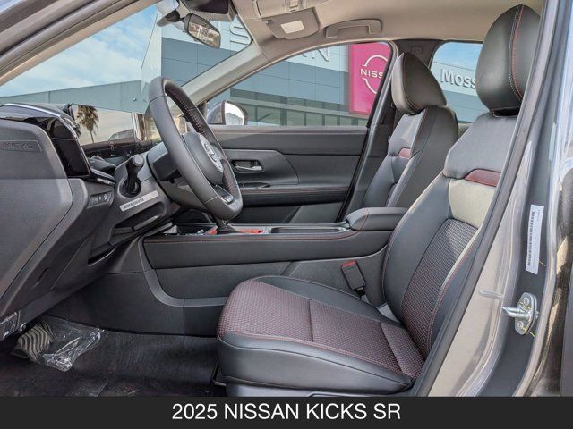 2025 Nissan Kicks SR 2025 Nissan Kicks SR