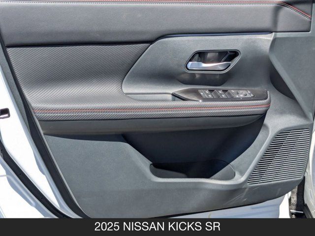 2025 Nissan Kicks SR 2025 Nissan Kicks SR