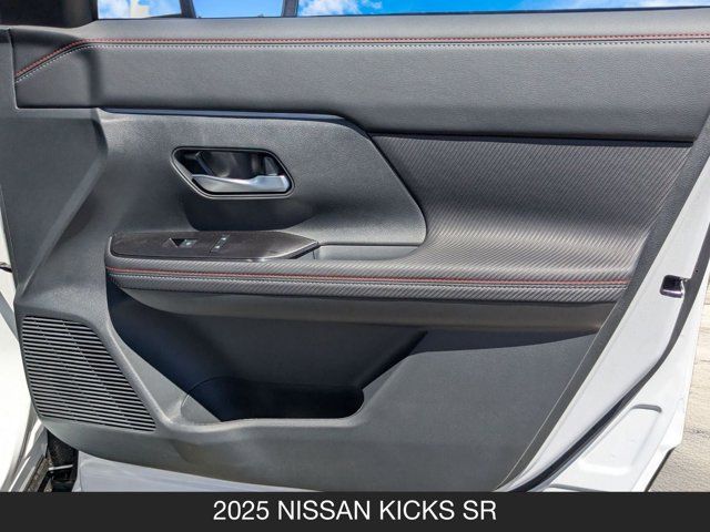 2025 Nissan Kicks SR 2025 Nissan Kicks SR