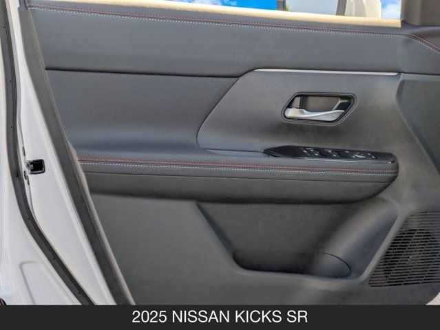 2025 Nissan Kicks SR 2025 Nissan Kicks SR