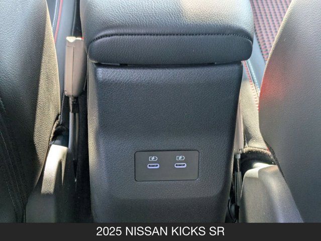2025 Nissan Kicks SR 2025 Nissan Kicks SR