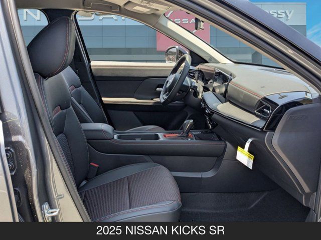 2025 Nissan Kicks SR 2025 Nissan Kicks SR
