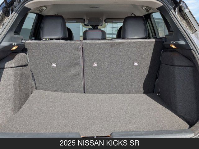 2025 Nissan Kicks SR 2025 Nissan Kicks SR