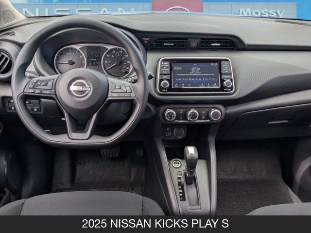 2025 Nissan Kicks Play S 2025 Nissan Kicks Play S