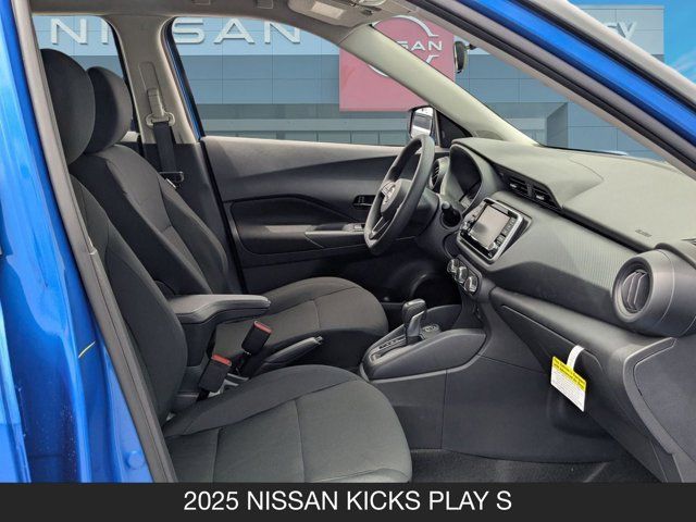 2025 Nissan Kicks Play S 2025 Nissan Kicks Play S