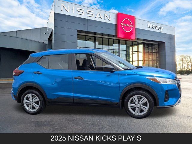2025 Nissan Kicks Play S 2025 Nissan Kicks Play S