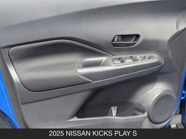 2025 Nissan Kicks Play S 2025 Nissan Kicks Play S