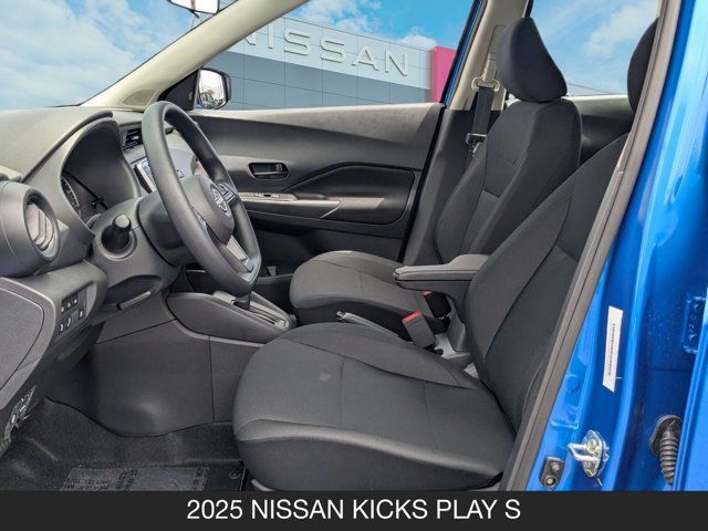 2025 Nissan Kicks Play S 2025 Nissan Kicks Play S