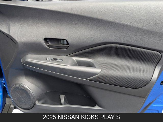 2025 Nissan Kicks Play S