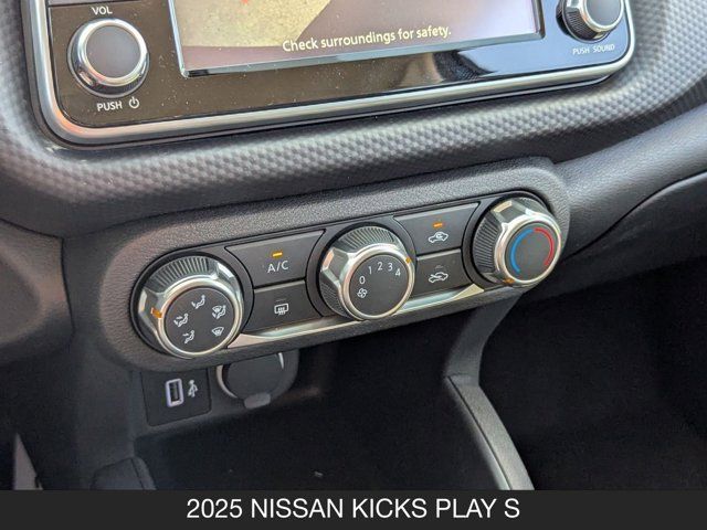 2025 Nissan Kicks Play S 2025 Nissan Kicks Play S