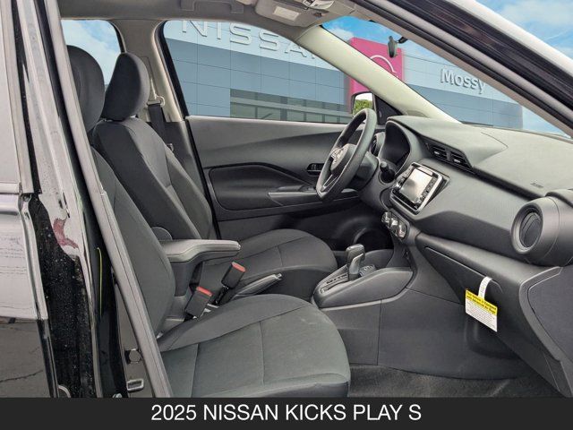 2025 Nissan Kicks Play S 2025 Nissan Kicks Play S