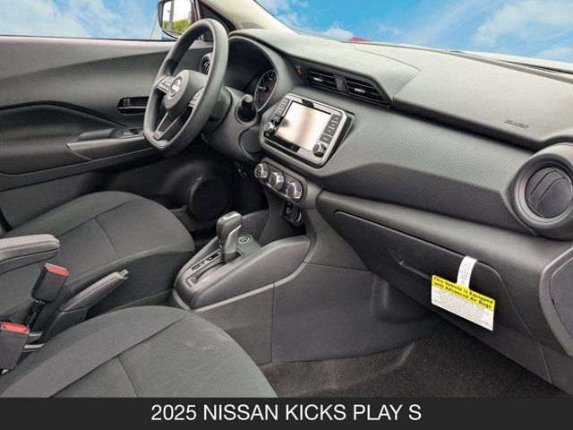 2025 Nissan Kicks Play S 2025 Nissan Kicks Play S