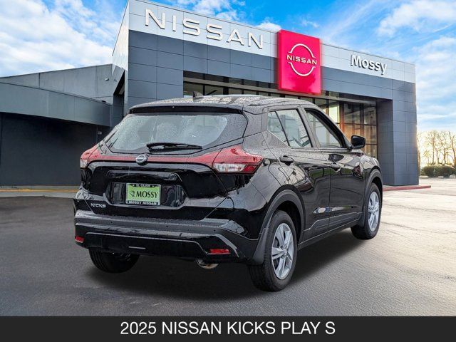 2025 Nissan Kicks Play S 2025 Nissan Kicks Play S