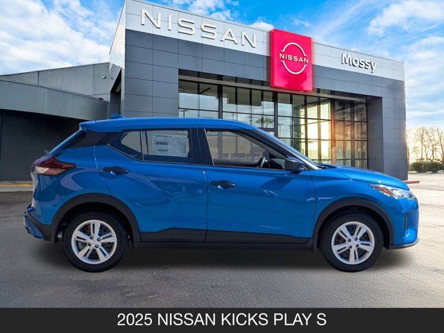 2025 Nissan Kicks Play S 2025 Nissan Kicks Play S