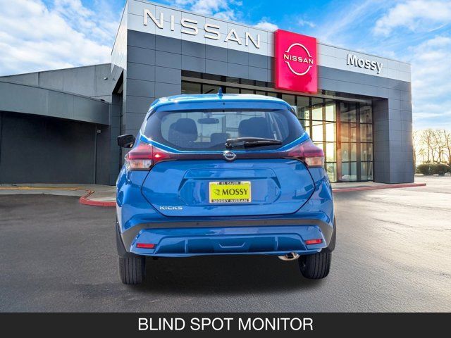 2025 Nissan Kicks Play S 2025 Nissan Kicks Play S