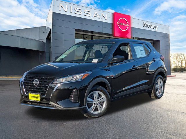 2025 Nissan Kicks Play S 2025 Nissan Kicks Play S