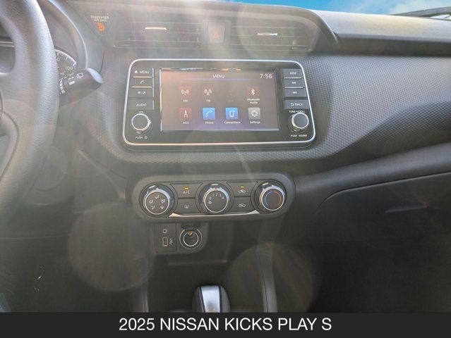 2025 Nissan Kicks Play S 2025 Nissan Kicks Play S