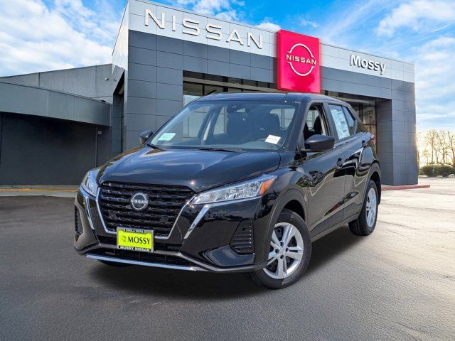 2025 Nissan Kicks Play S 2025 Nissan Kicks Play S