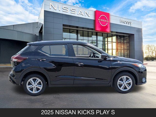 2025 Nissan Kicks Play S 2025 Nissan Kicks Play S