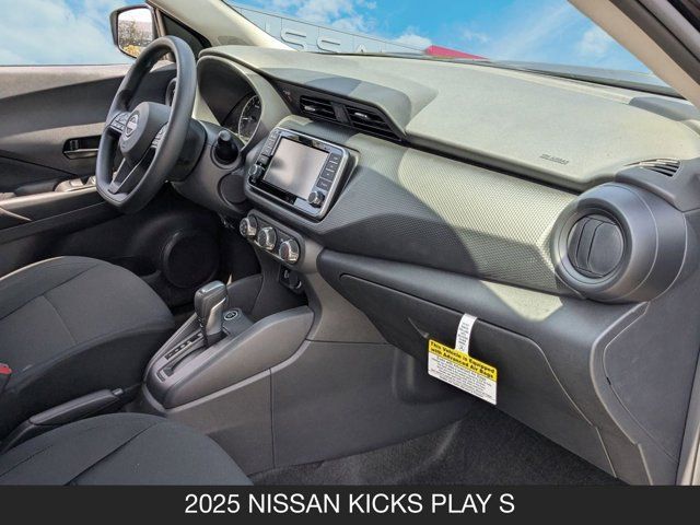2025 Nissan Kicks Play S 2025 Nissan Kicks Play S