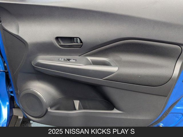 2025 Nissan Kicks Play S 2025 Nissan Kicks Play S